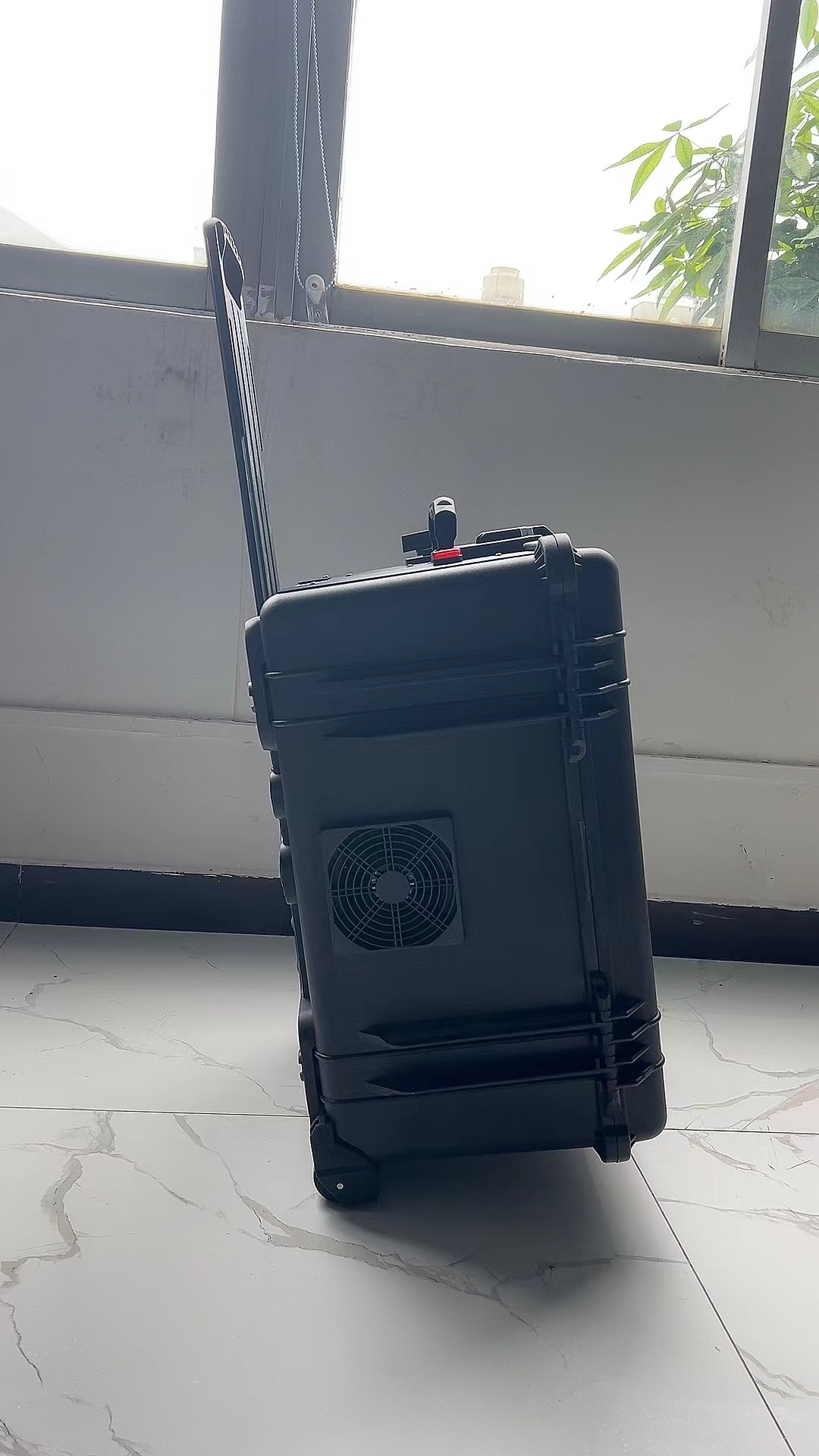 芗城手拉箱型移动通信干扰器